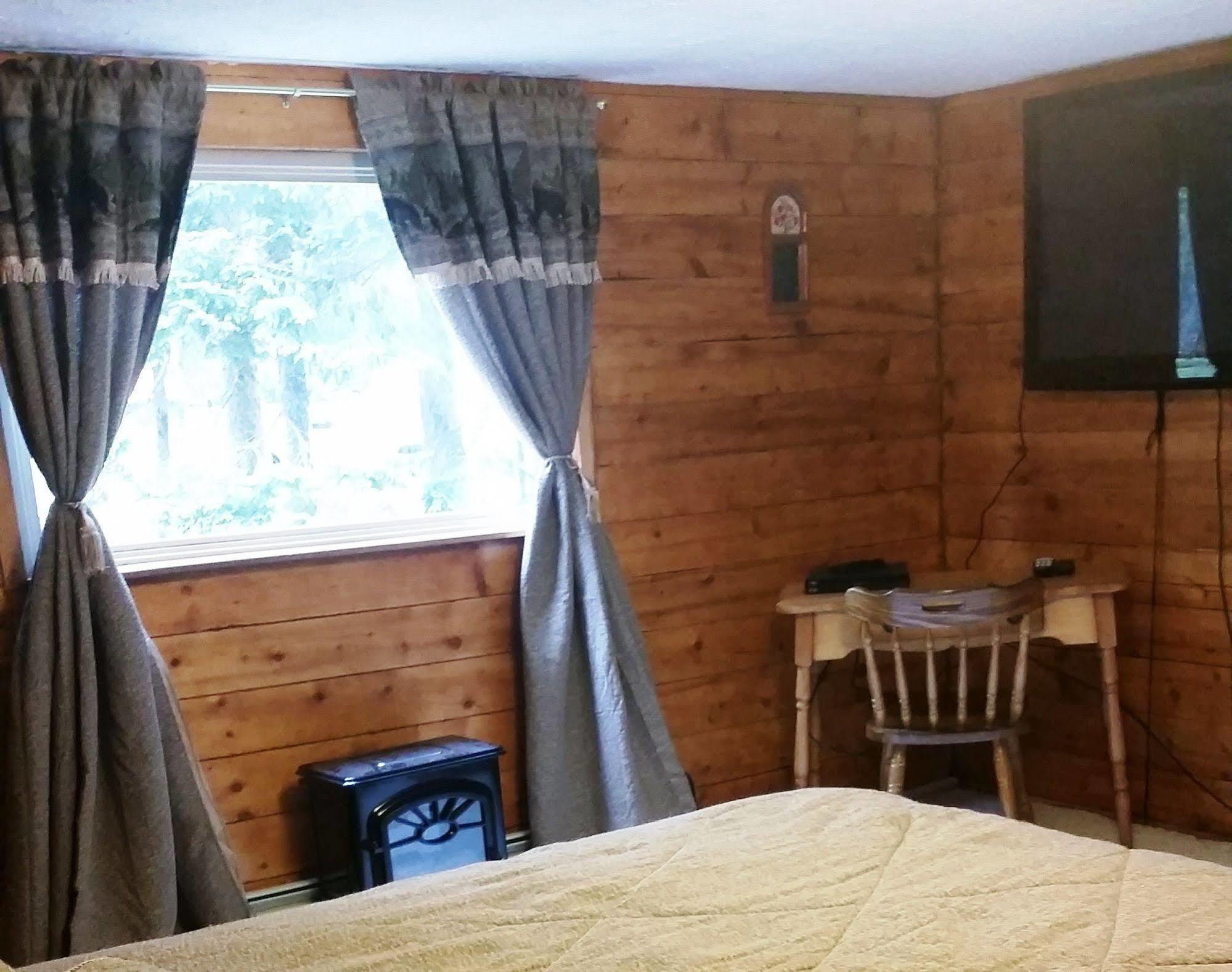 קודיאק 9Th Wave Bed And Breakfast מראה חיצוני תמונה
